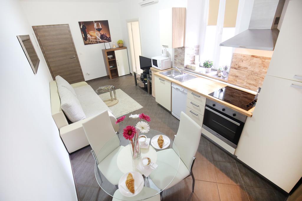 Allegro Exclusive Suites Old Town Center Zadar Exterior foto