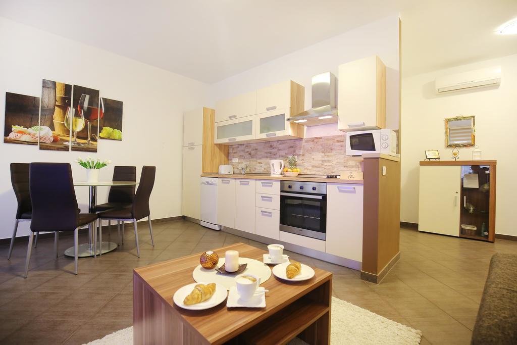 Allegro Exclusive Suites Old Town Center Zadar Exterior foto