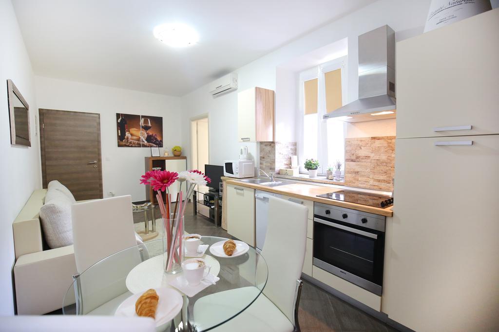 Allegro Exclusive Suites Old Town Center Zadar Exterior foto