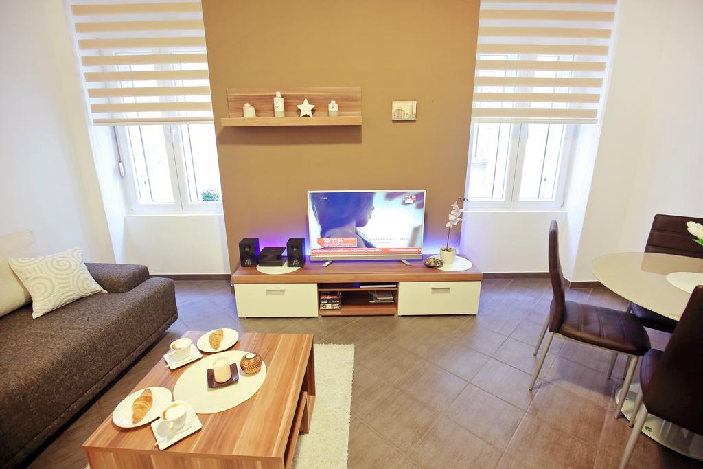 Allegro Exclusive Suites Old Town Center Zadar Exterior foto